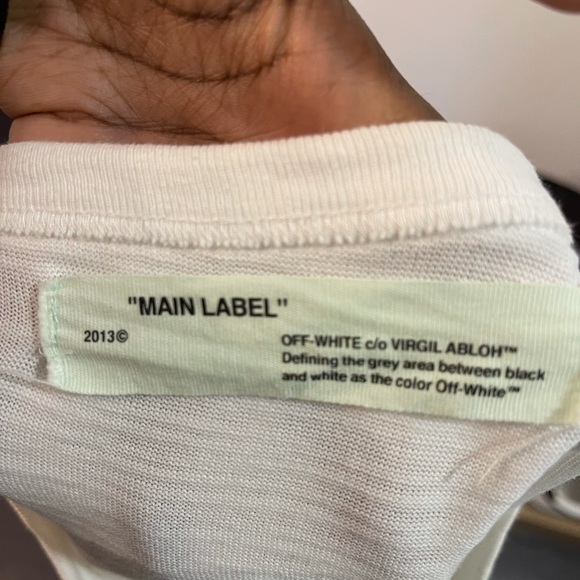 Men’s Off White t shirt - Picture 3 of 5